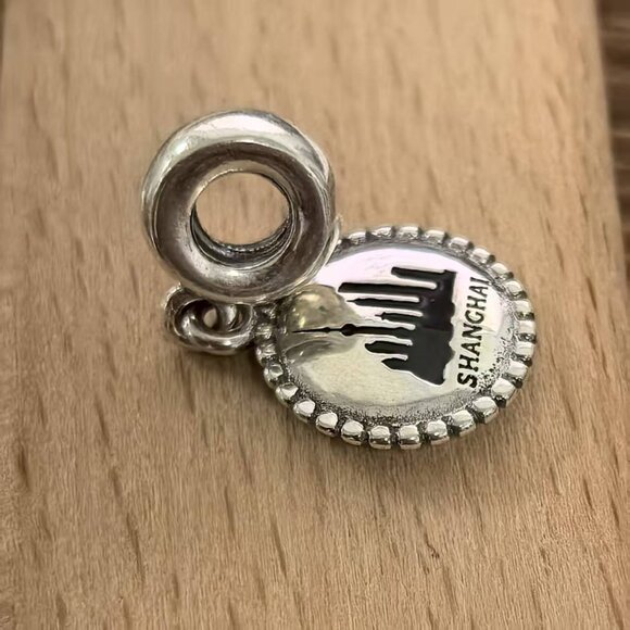 Pandora Shanghai The Oriental Pearl Radio Charm, S925 Silver Bracelets - Picture 3 of 4